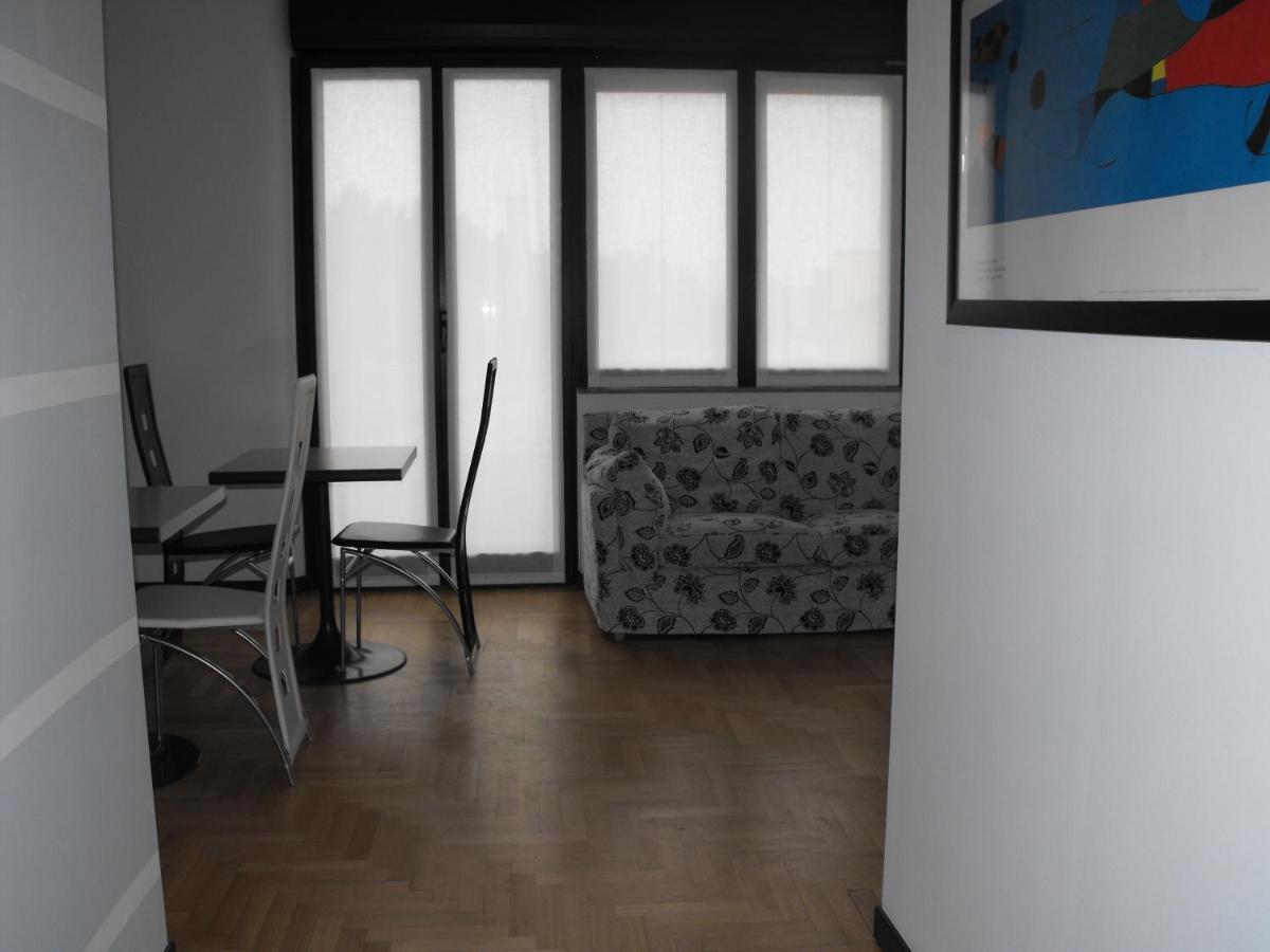 Mini Hotel Wine & Dreams Alba  Buitenkant foto